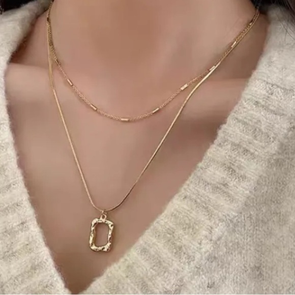 New 18k Gold Plated Double Layered Chain Necklace - Picture 2 of 7